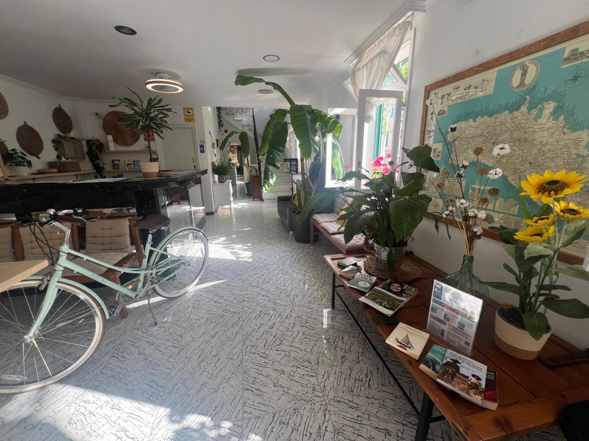 Balear Hotel シウタデリャ エクステリア 写真